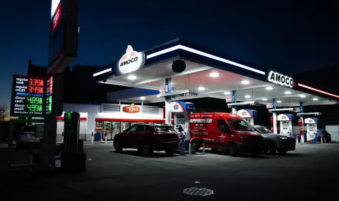 Цените в бензиностанциите в САЩ надхвърлиха  психологическата граница от 4 долара за галон