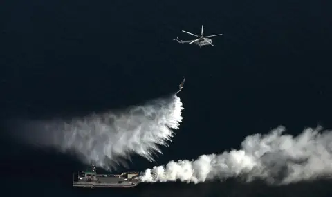 Ирански гвардейци откриха огън по контейнеровоз край бреговете на Оман - 1