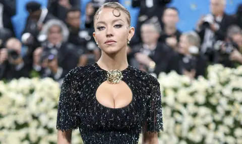 American Eagle отвърнаха на критиките за "нацистката" реклама със Сидни Суини (СНИМКИ) - 1