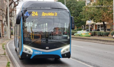 Новите тролейбуси на „Общински транспорт Русе“ вече се ползват от русенци СНИМКИ - 1