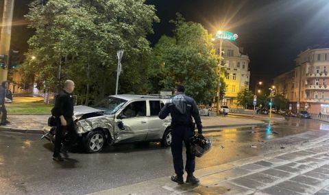 Катастрофа след бясна скорост на "Орлов мост" в столицата - 1