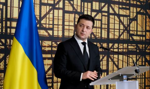 Зеленски: Украйна няма да позволи на Русия да си присвои победата над нацизма  - 1