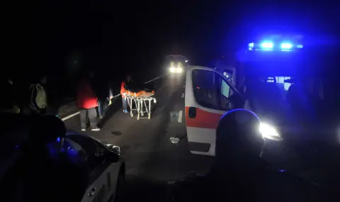 Катастрофа между камион и микробус в Кресненското дефиле взе жертва - 1