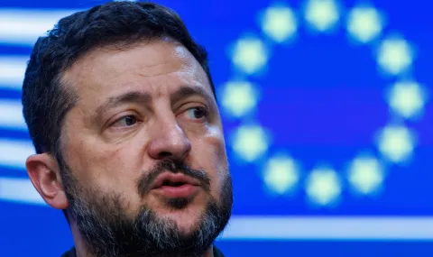Zelensky accuses Trump of pressuring Ukraine to surrender to Russia - 1