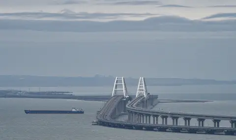 Ukraine calls on The Hague to order the dismantling of the Crimean bridge  - 1