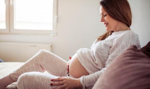 Коронавирусът влияе върху развитието на плода при бременните - 1