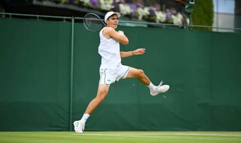 Иван Иванов е на прага на нещо велико - излиза за титлата на Уимбълдън - 1