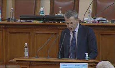 Министър Тодоров: Не дълбаем каналите на пристанищата във Варна заради интереси на Доган - 1