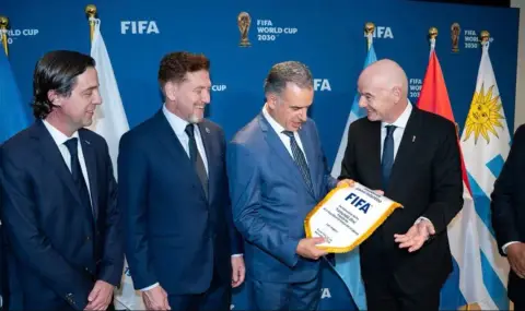 ФИФА планира Мондиал 2030 да е с 64 отбора - 1