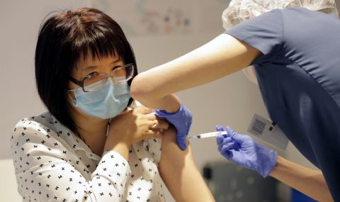 Вирусолог призова руснаците да се ваксинират - 1