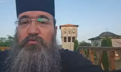 Архимандрит Никанор обяви открита война на патриарх Даниил и отказа послушание