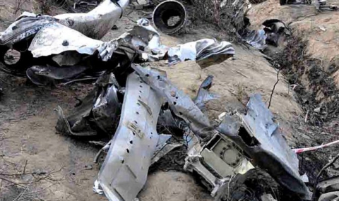 118 души гинат в авио катастрофата в Пакистан - 1