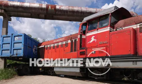 Катастрофа между влак и камион в Пловдив              - 1