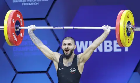 Български щангисти от Русе откриват родното участие на световното първенство в Норвегия - 1