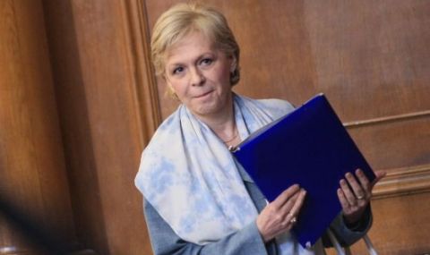 Шефката на Държавната агенция за бежанците подаде оставка - 1