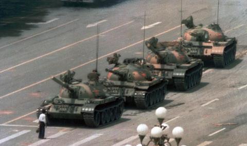 3 юни 1989 г. Военните влизат в Пекин (ВИДЕО) - 1