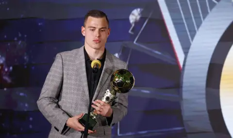 Светослав Вуцов с емоционално послание след наградата "Вратар на годината" - 1