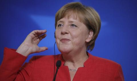 Меркел омекна за гей браковете - 1