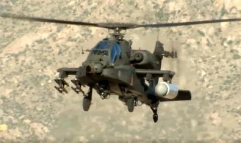 САЩ изпробваха успешно хеликоптер с лазерно оръдие - 1
