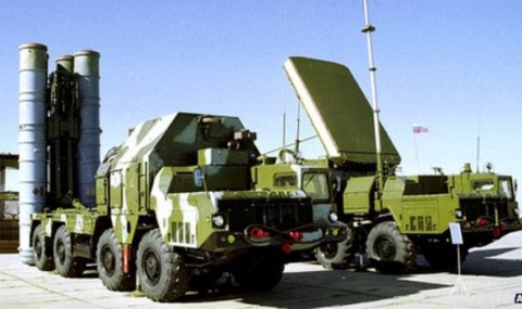 Русия ще доставя ракетни системи на Иран - 1