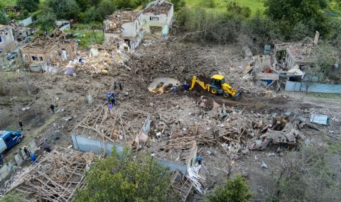 Поне четирима ранени в руска ракетна атака срещу Лвов - 1