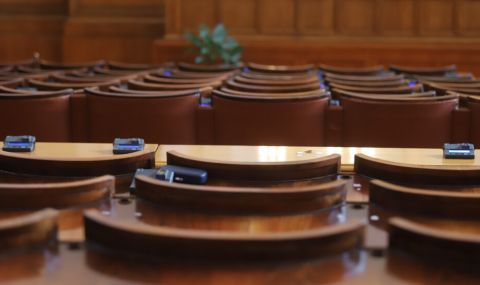 Депутатите отново ще избират председател на Парламента - 1