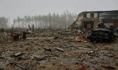 Русия настъпва в Донбас, Украйна отблъсква атаките край Харков