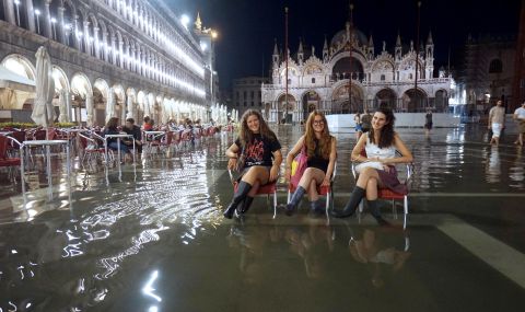 Невиждан наплив: В Италия въвеждат вход за плажове и глоби - 1