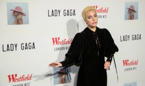 Изнасилване разбило психиката на Лейди Гага - 1