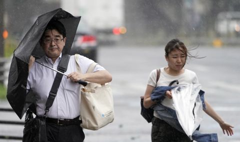 Мощна буря връхлетя Япония - 1