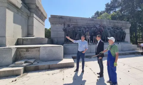 Ivan Takov: We cleaned up the Brothers' Mound ourselves, after the mayor turned a deaf ear and turned a blind eye to the fascist demonstration  - 1