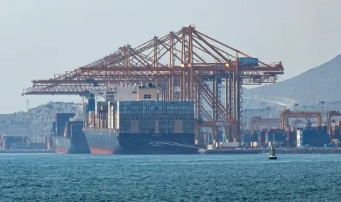 New attack on tanker in the Strait of Hormuz, fire breaks out - 1