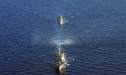 Гръцката фрегата „Идра“ в Червено море осъществи първото си нападение срещу дронове - 1