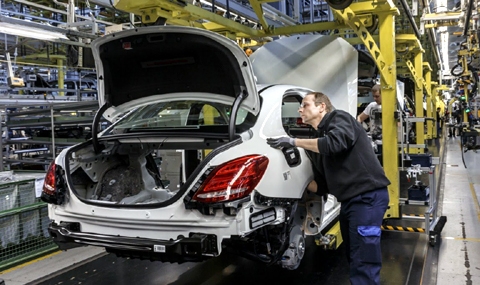 Mercedes-Benz се отказва от завод в Русия - 1