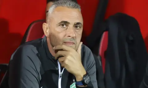 Arab Bani Yass sacks Ivaylo Petev  - 1