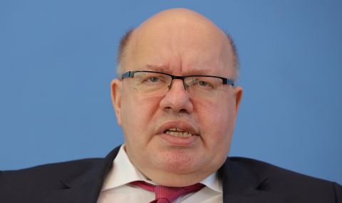 Германският министър на икономиката е хоспитализиран - 1