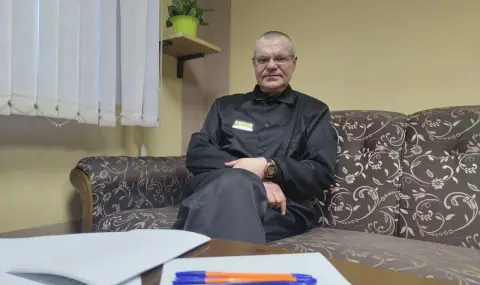 Девет души, помилвани от Лукашенко, пристигнаха в Литва, останалите 114 са отведени в Украйна