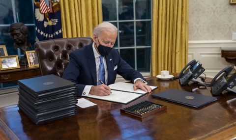 Джо Байдън подписа изпълнителни заповеди за борба с климатичните промени  - 1