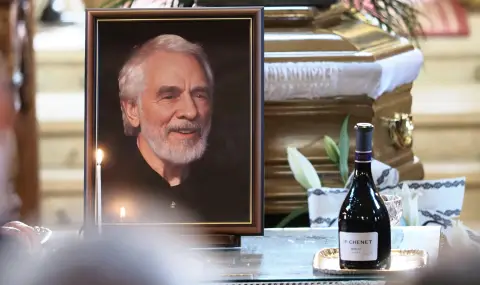 Народният театър почита Асен Шопов утре вечер с „Коварство и любов“ - 1