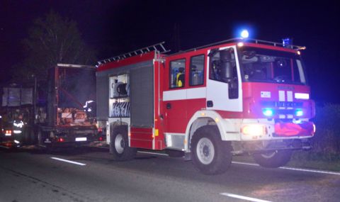 Горящ камион блокира движението по магистрала "Марица" - 1