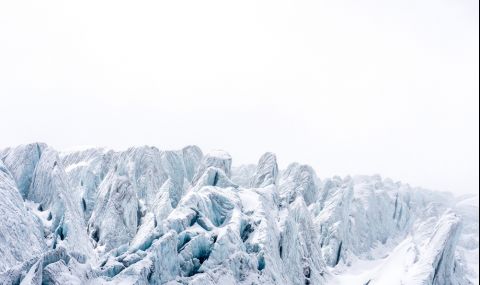 Рекордните горещини топят швейцарски ледник на 7000 г. - 1
