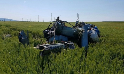 Хеликоптер падна край Несебър (Снимки) - 1