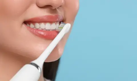 Дентален хигиенист посочи предимствата на електрическата четка за зъби - 1