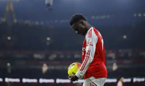 Букайо Сака се разплака от вълнение след неочакван жест от родителите си - 1