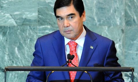 В Туркменистан е открит нов град, посветен на бившия президент на страната - 1