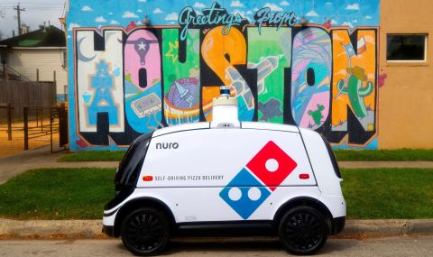 Domino’s ще доставя пица с роботи - 1
