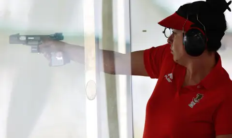 Антоанета Костадинова триумфира с трети бронз от Европейското по спортна стрелба в Ереван - 1