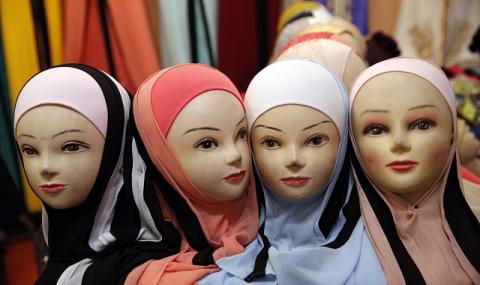 Двата живота на мюсюлманските момичета в Германия - 1