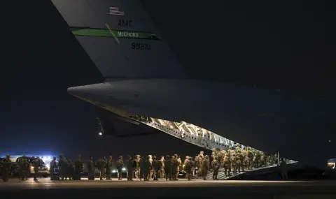 Иранската армия е атакувала с дронове ключова американска военна база