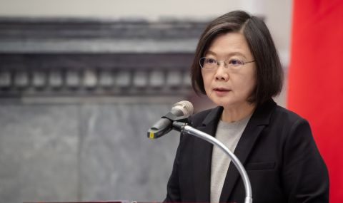 Шестима американски законодатели пристигат в Тайван  - 1